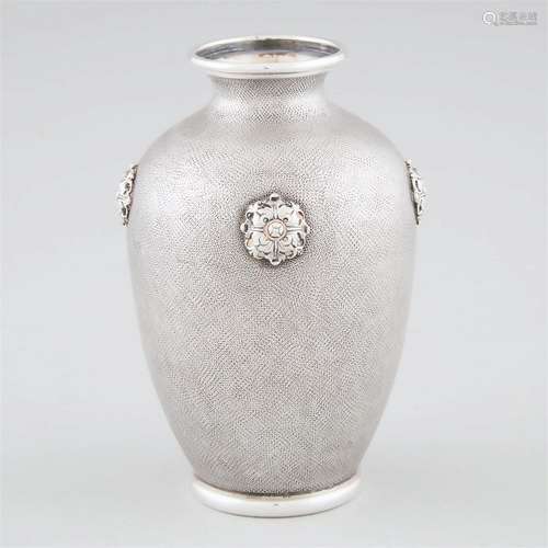 Italian Silver Small Vase, Mario Buccellati, Milan, 20th ce