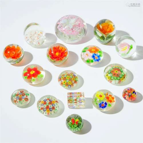 Sixteen Chinese Glass Paperweights, 20th century, largest d