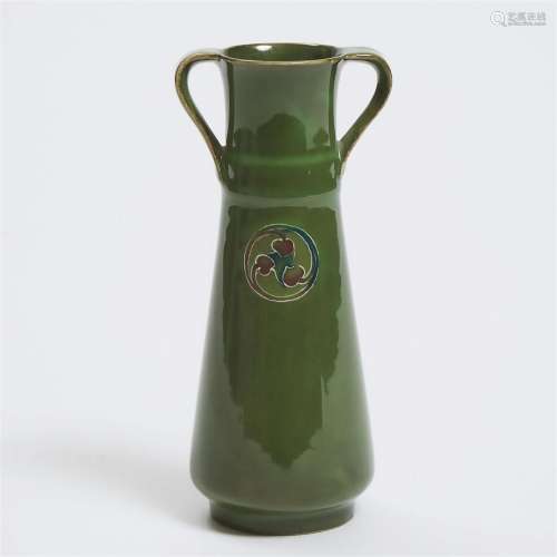 Moorcroft Green Flamminian Two-Handled Vase, c.1914-16, hei