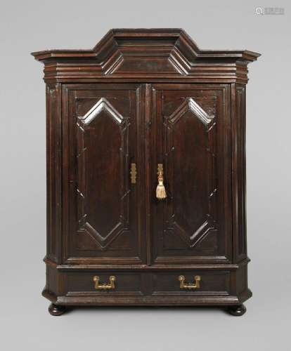 Dielenschrank barock