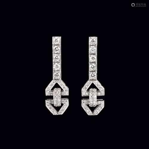 A Pair of Diamond Earpendants in the Style of Art-déco.