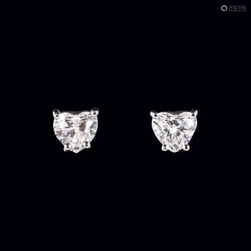 A Pair of River Solitaire Heart Diamond Earstuds.