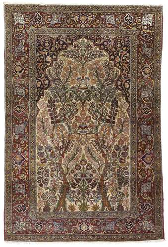 AN AHMAD ISFAHAN RUG