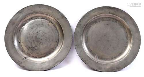 2 pewter dishes