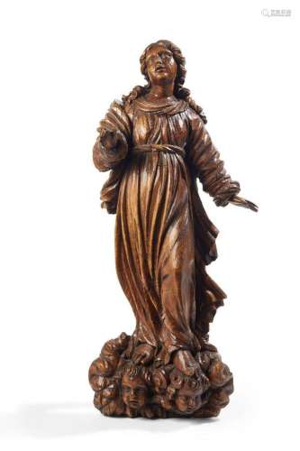 Vierge de l'Assomption en bois de résineux sculpté. Elle se ...