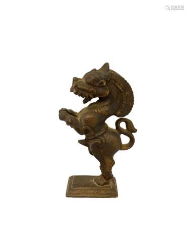 INDONESIE, XXème - Sujet en bronze représentant un SIMHA, fé...