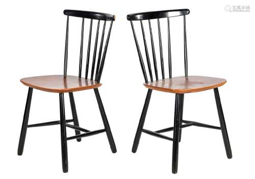 2 Bars chair