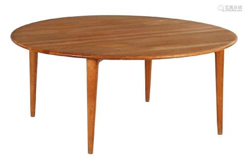 Solid oak round coffee table