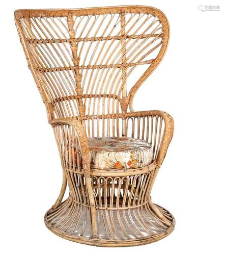 Rattan peacock chair