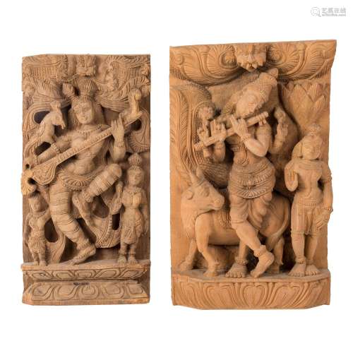 2 Reliefschnitzereien aus Holz. INDIEN, 20. Jh.: