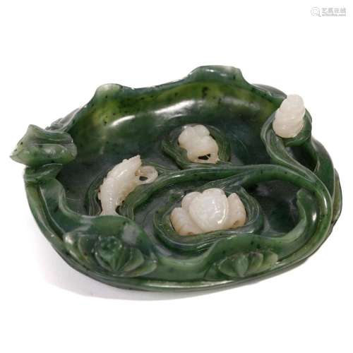A SPINACH-GREEN AND WHITE JADE-INLAID WATERPOT