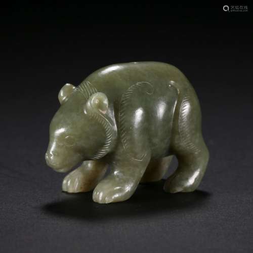 A DARK GREEN JADE BEAR