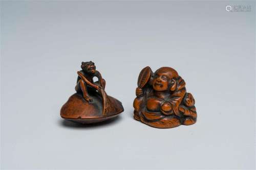 Two various Japanese wood netsuke, Meiji, 19th/20th C.