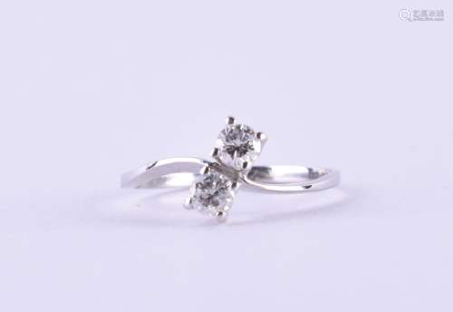 Ladies diamond ring