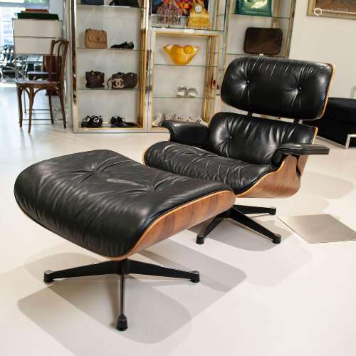 'Lounge Chair & Ottoman', Entwurf von Charles Eames (190...