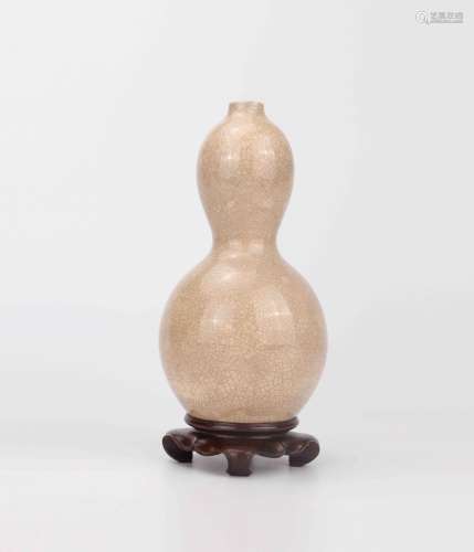 清雍正 煨瓷葫芦瓶