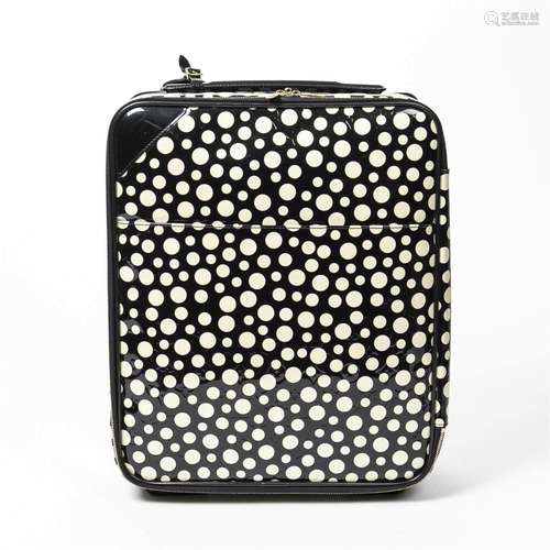 Louis Vuitton Yayoi Kusama Infinity Dots Pegase 45