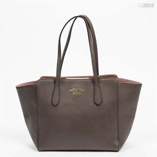 Gucci Grey and Pink Grained Calfskin Swing Tote