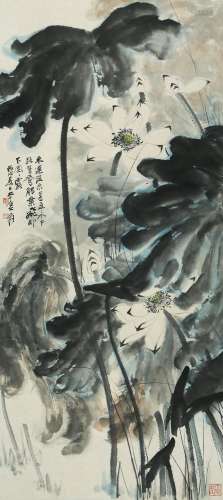 CHINESE SCROLL PAINTING OF LOTUS SIGNED BY ZHANG DAQIAN