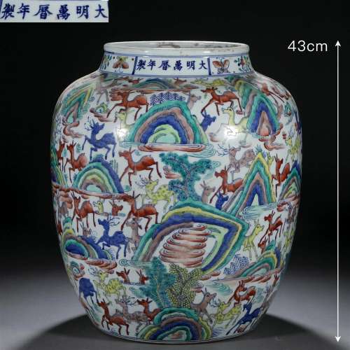 A Chinese Famille Verte Hundred Deers Jar