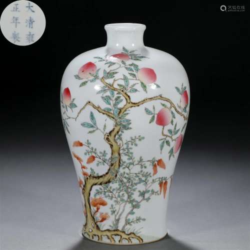 A Chinese Famille Rose Peaches Vase Meiping