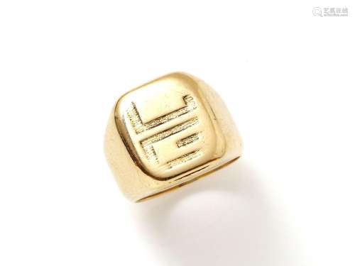 Bague chevalière en or 750 millièmes, ornée d'un monogramme ...