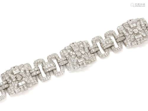 Beau bracelet articulé en platine 850 millièmes, composé d'u...