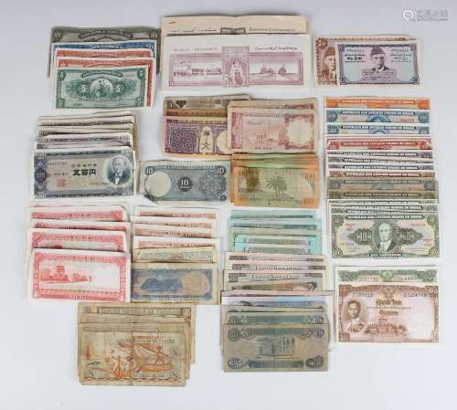 A collection of 20th century British and world banknotes, in...