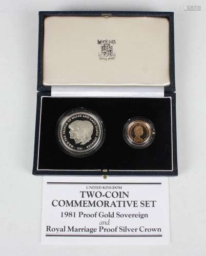 An Elizabeth II Royal Mint gold and silver two-coin set, com...