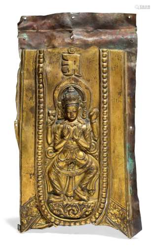 PLAQUE EN RELIEF REPOUSSE.Tibet, env. 16e s., 43 × 24 cm.Tôl...