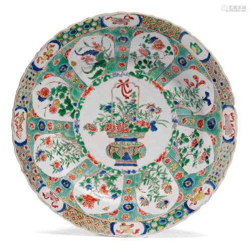 ASSIETTE FAMILLE VERTE.Chine, période Kangxi, vers 1700, Ø 3...