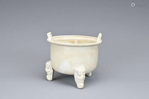 A CHINESE DING TYPE WHITE GLAZED PORCELAIN TRIPOD CENSER