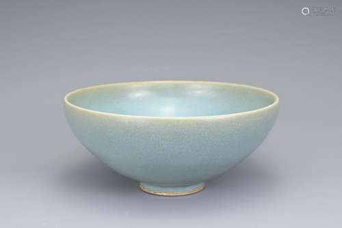 A CHINESE JUN YAO TYPE BOWL