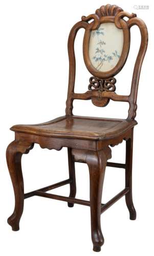 A CHINESE HARDWOOD CHAIR, 19TH CENTURY