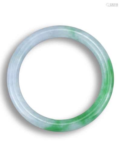 A JADEITE BANGLE