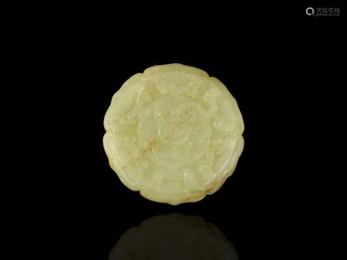 A Jade 'Flowerhead' Box and Cover, 19th/20th century19/20世纪...