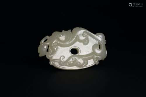 A White Jade Bi Disc Pendant, Ming dynasty / Qianlong 明或清...