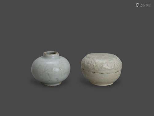Qingbai: a Box and Cover, and a Globular Pot, Song Dynasty宋...