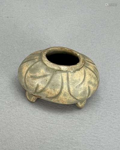 A Miniature Yue Celadon Four Legged Pot, Song dynasty宋 越窑...