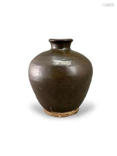 A Brown Glazed Jar, Song dynasty宋 褐釉罐