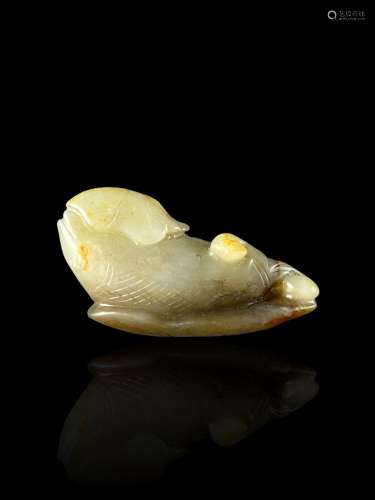An amusing Jade Fish and Duck Group, probably Ming或明 青白玉...