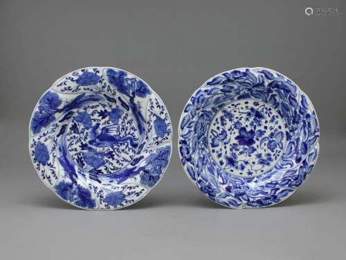 Two Petal moulded Blue and White Dishes, Kangxi 清康熙 青花盘...