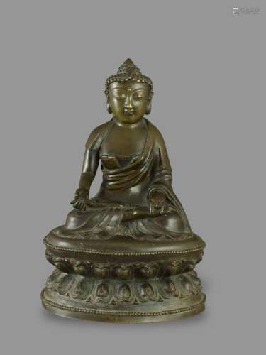 A Good Bronze Seated Medicine Buddha, Ming dynasty 明 药师佛...