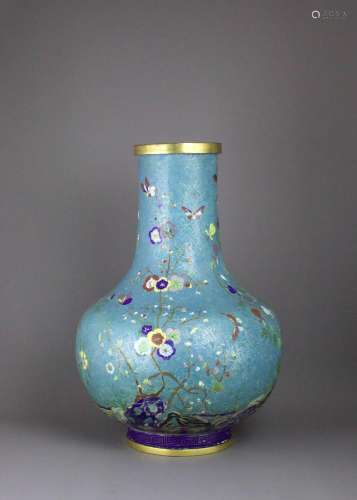 A Cloisonne Bottle Vase, 18th century 18世纪 广东铜胎画珐琅蓝...