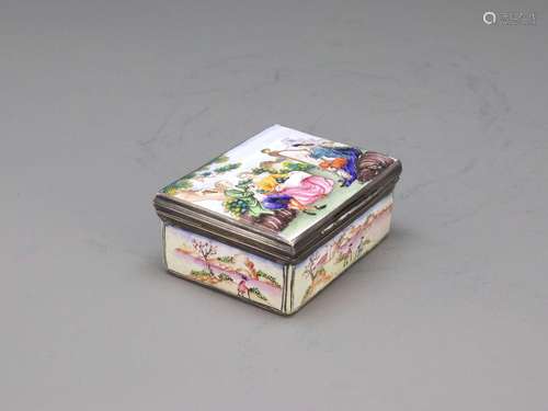 A Finely Enamelled European Subject Canton Enamel Snuffbox a...