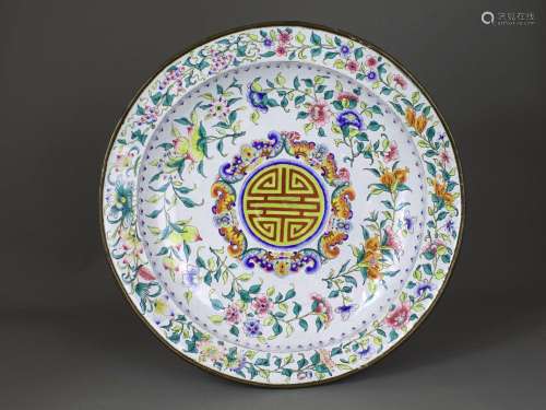 A Large Canton Enamel Dish,  Qing dynasty 清 广东铜胎画珐琅福...