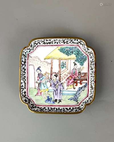 A Canton Enamel Dish with Figures, Qianlong 清乾隆 广东铜胎画...