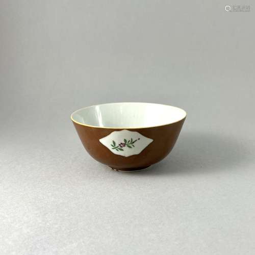 A 'cafe au lait' ground Bowl, Qing dynasty 清 褐地开光花卉纹...