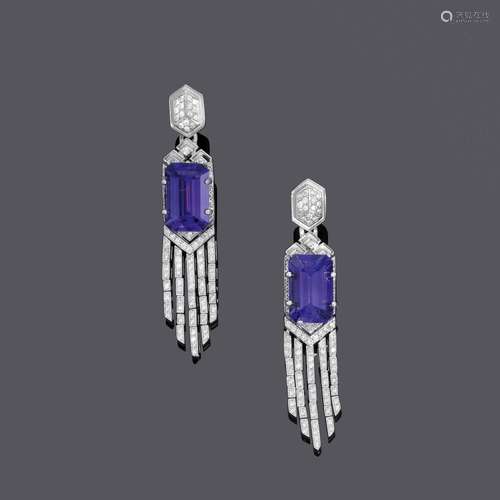 PENDENTIFS D'OREILLES TANZANITE-DIAMANT.Platine 950 et or bl...