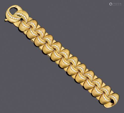 BRACELET EN OR ET DIAMANT, CHIMENTO.Or jaune 750, 118g.Modèl...